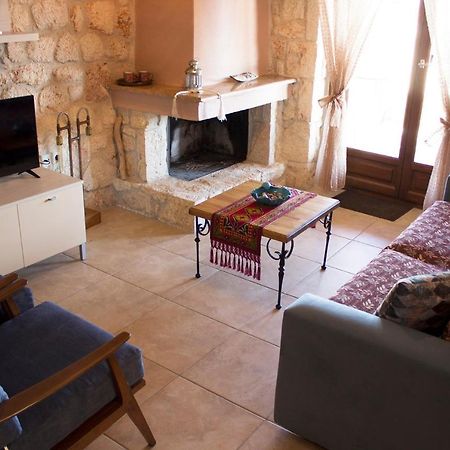 Apartamento Helen'S Stone House Siviri Exterior foto