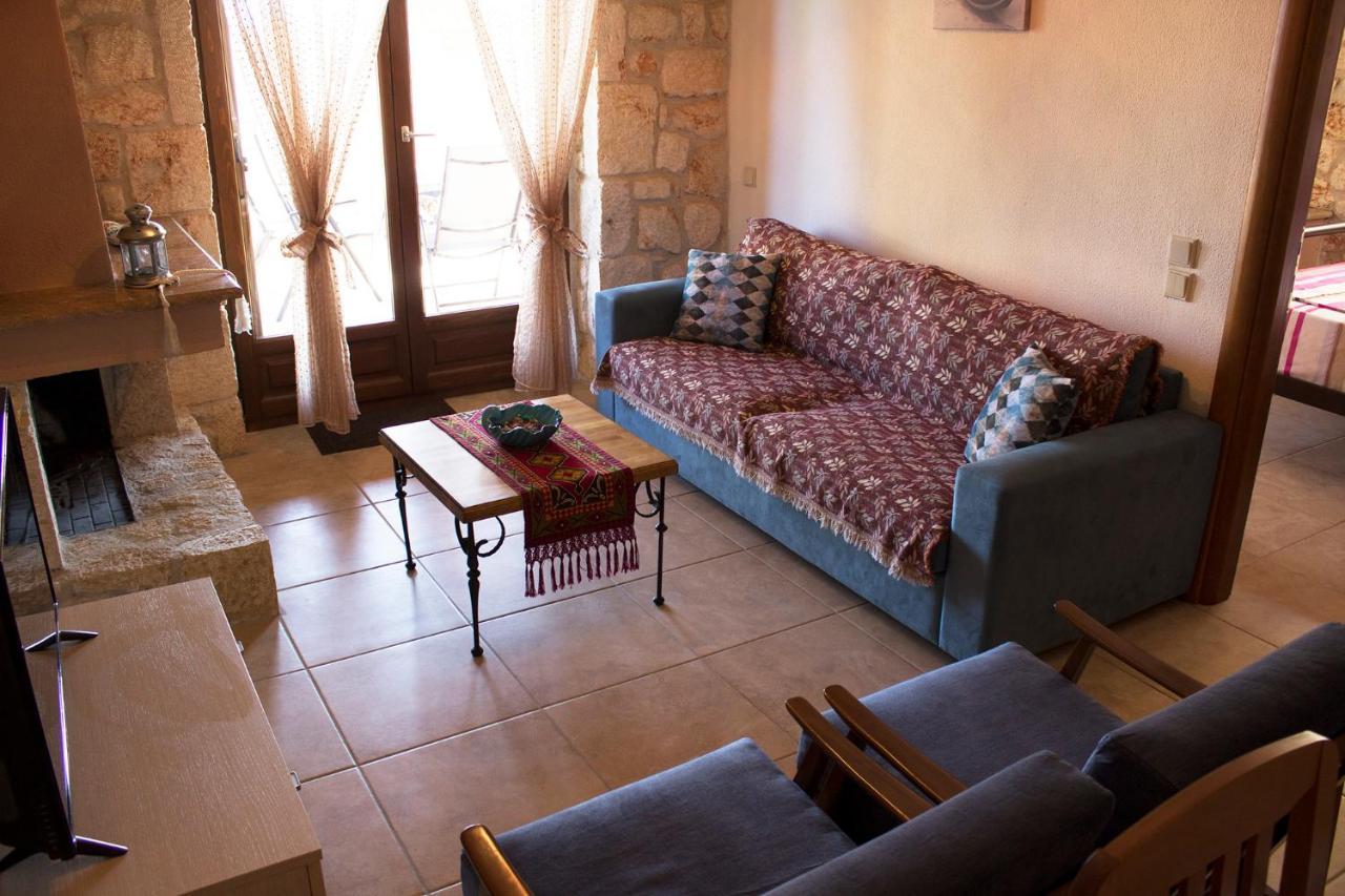 Apartamento Helen'S Stone House Siviri Exterior foto